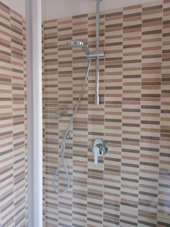 Casa Vacanze Happy Days Villa โนโต ภายนอก รูปภาพ